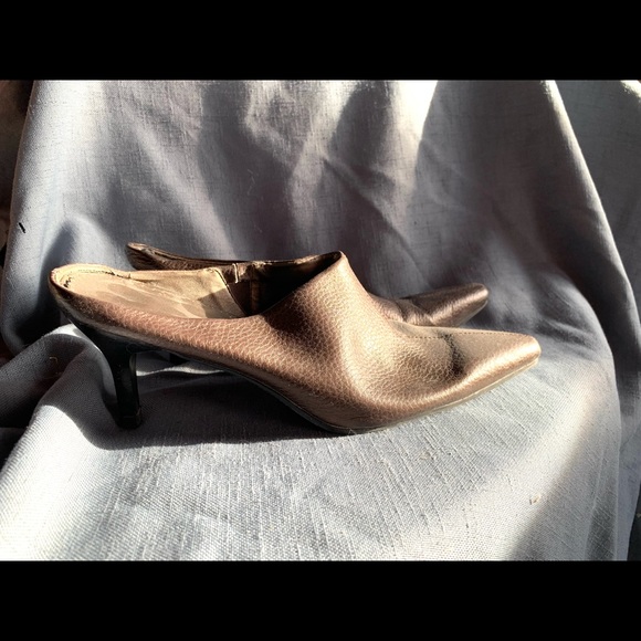 Bronze pointy toed mule leather size 8 - Picture 3 of 5